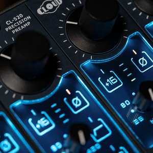 CLOUD MICROPHONES NOW SHIPPING NEW TRUE BLUE 520 PREAMP